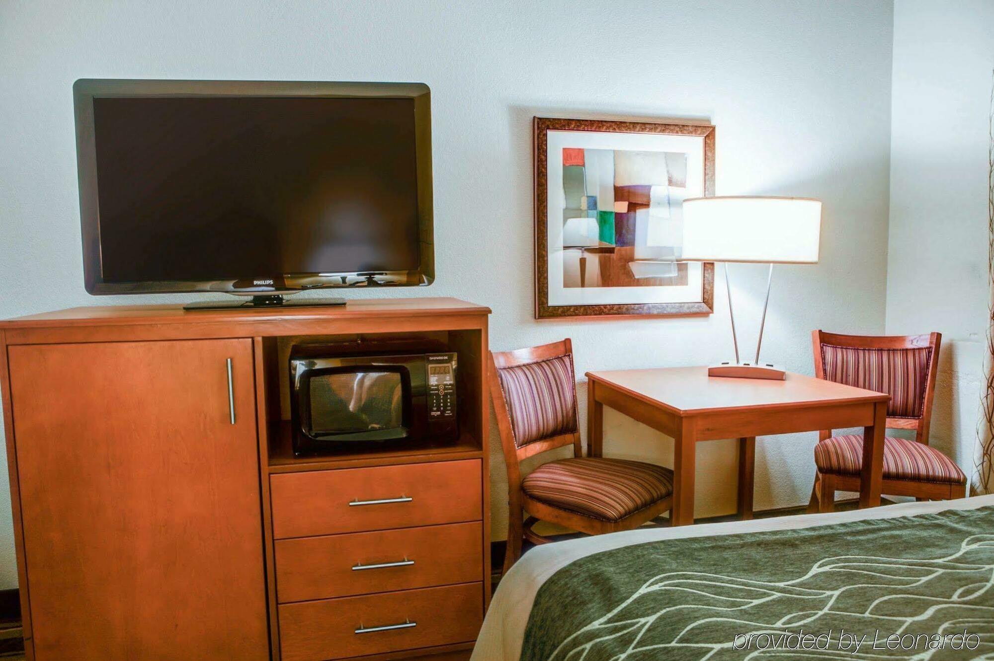 Comfort Inn Metro Airport Romulus Exterior foto